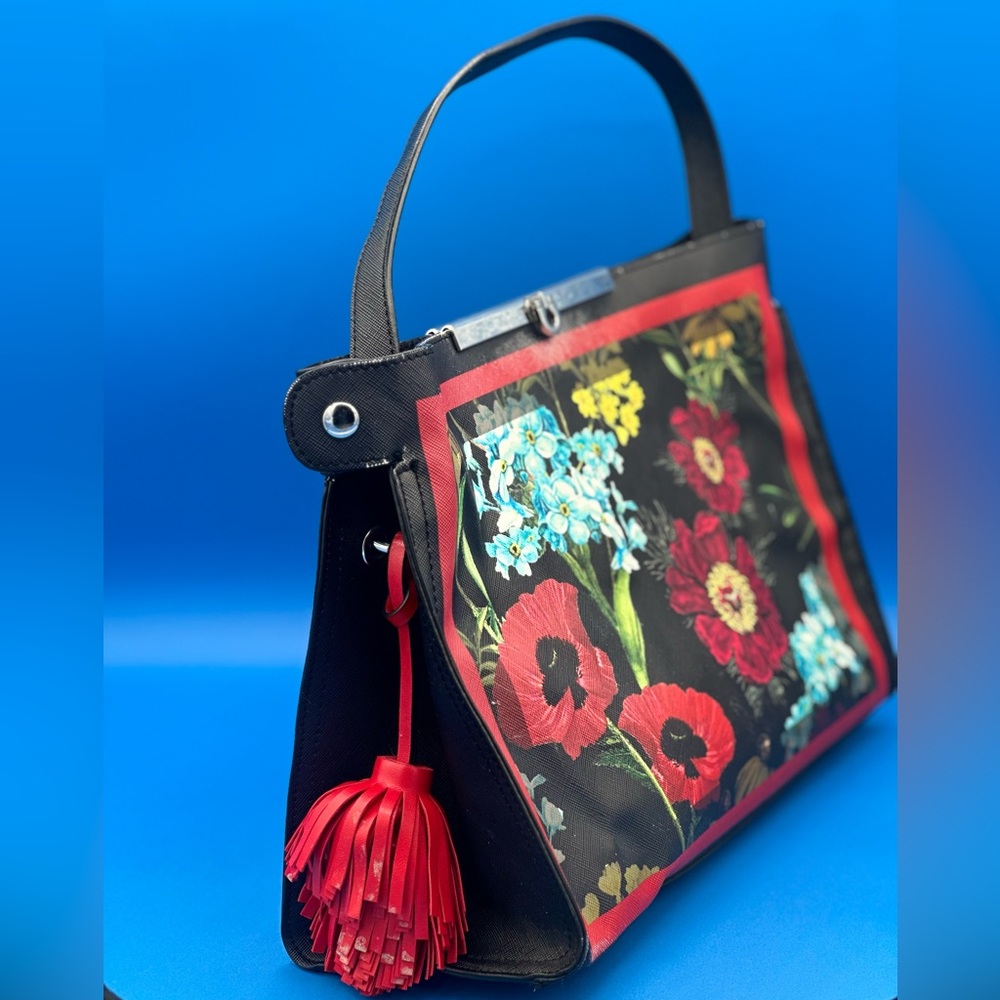 Nanette Lepore Floral Kiss Lock Handbag – Thrifted & Beautiful❤️❤️❤️ - Picture 14 of 17